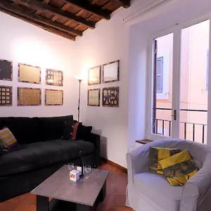 Lovely Navona Apartment